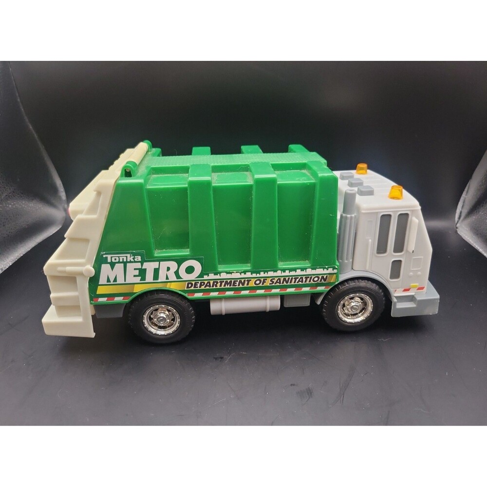 Tonka Metro Department of Sanitation Toy Trash Truck Lights & Sound